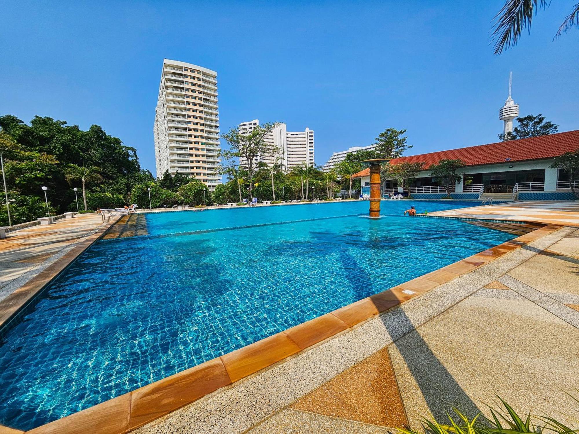 View Talay 5 Jomtien Beachfront Pattaya Zewnętrze zdjęcie
