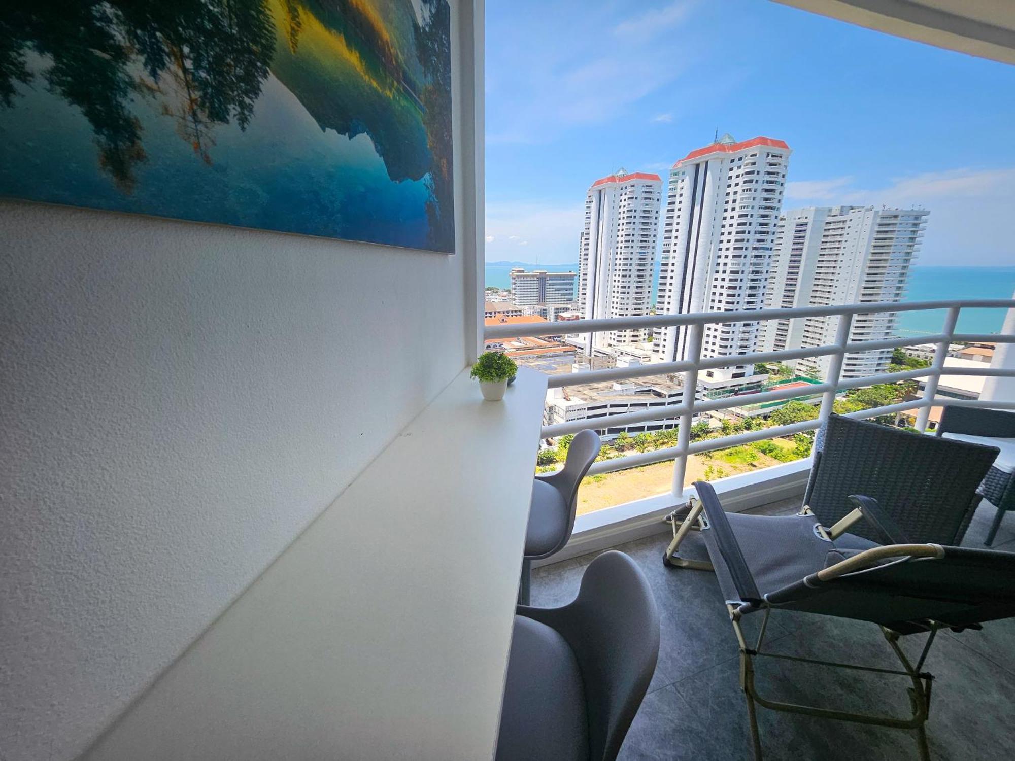 View Talay 5 Jomtien Beachfront Pattaya Zewnętrze zdjęcie