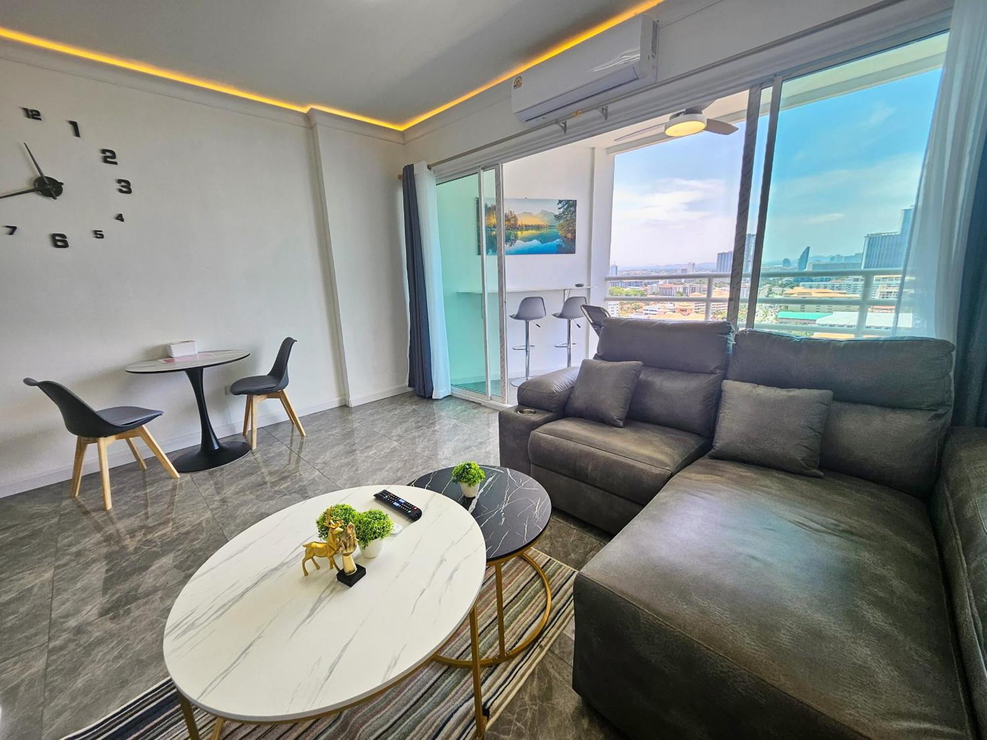 View Talay 5 Jomtien Beachfront Pattaya Zewnętrze zdjęcie