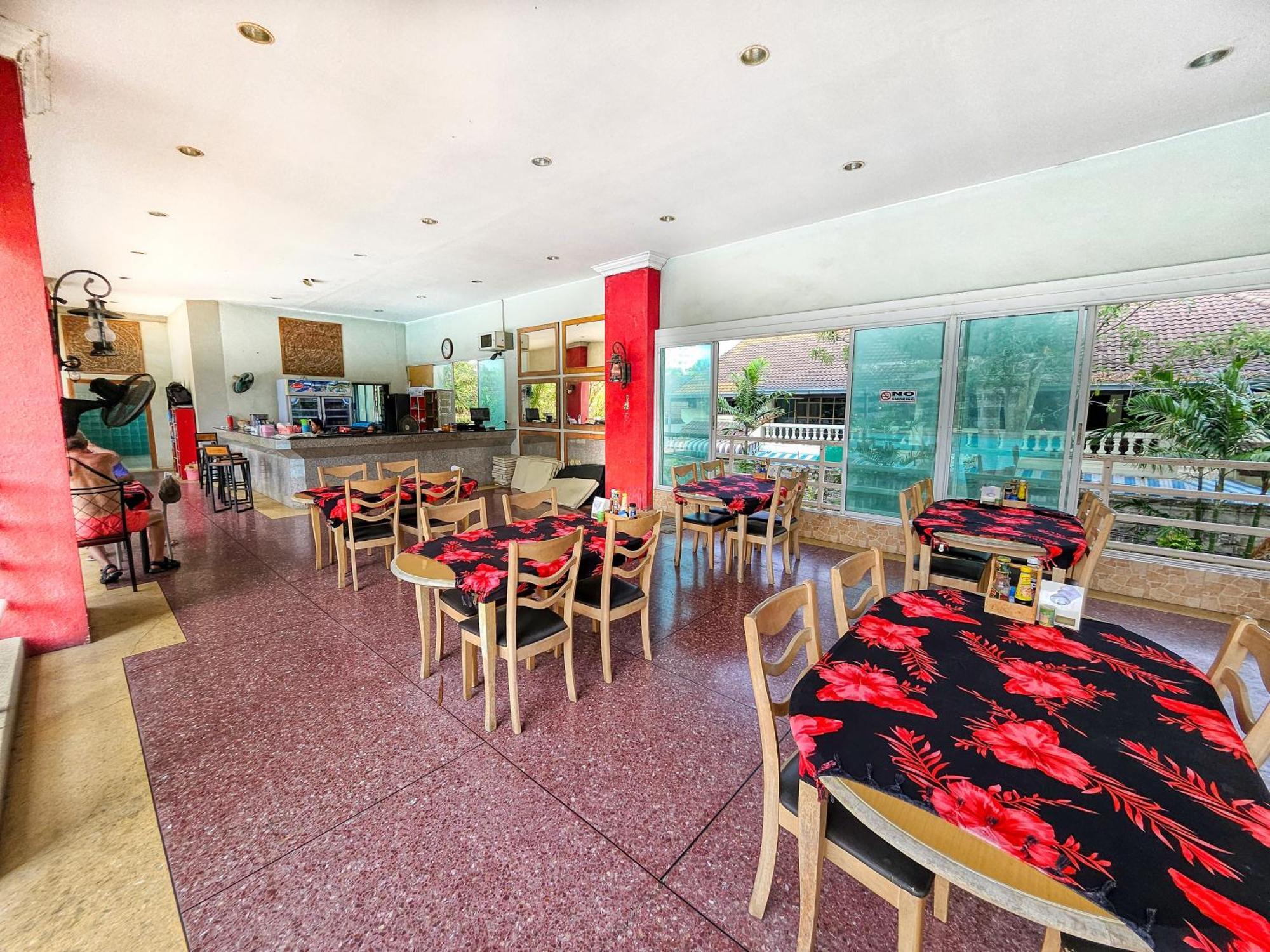 View Talay 5 Jomtien Beachfront Pattaya Zewnętrze zdjęcie
