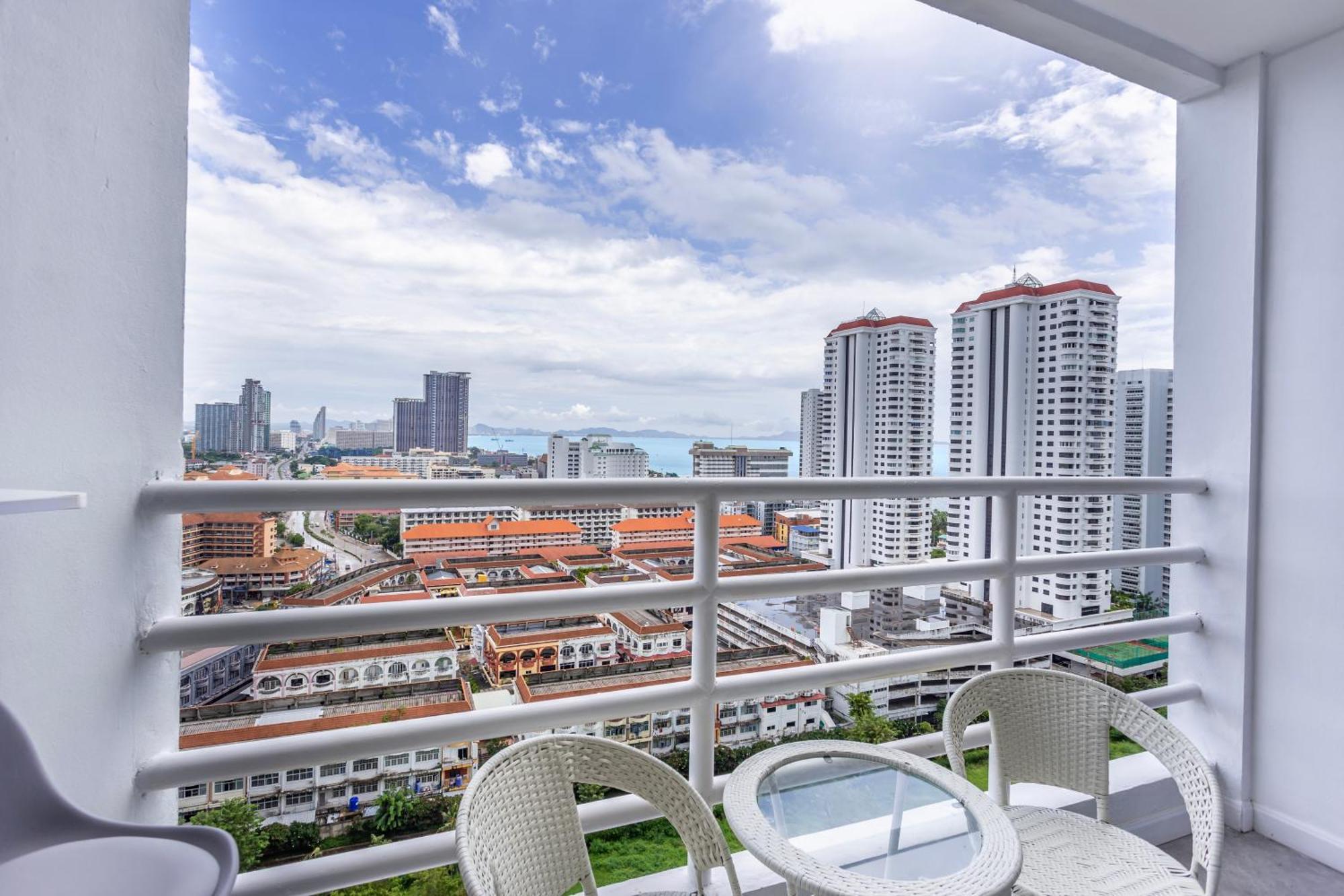View Talay 5 Jomtien Beachfront Pattaya Zewnętrze zdjęcie